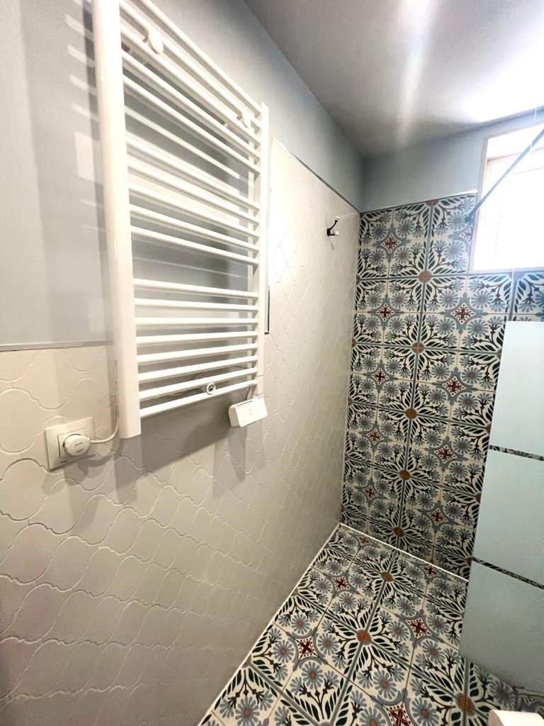 Esmeralda Apartment With Free Private Underground Parking Valencia Exterior photo